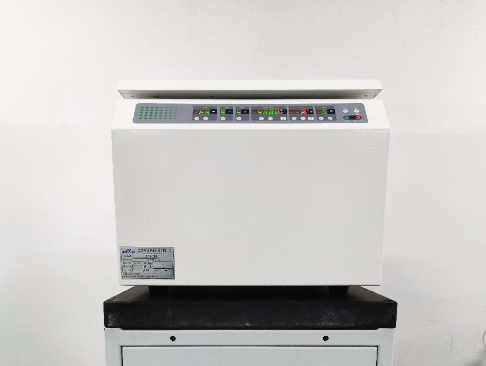 陶瓷劈刀：清洗机配套的离心甩干机